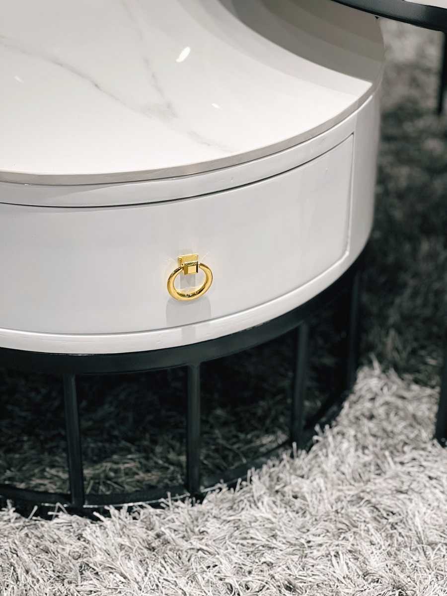 Bàn trà Halo white tròn chân đen sơn tĩnh điện