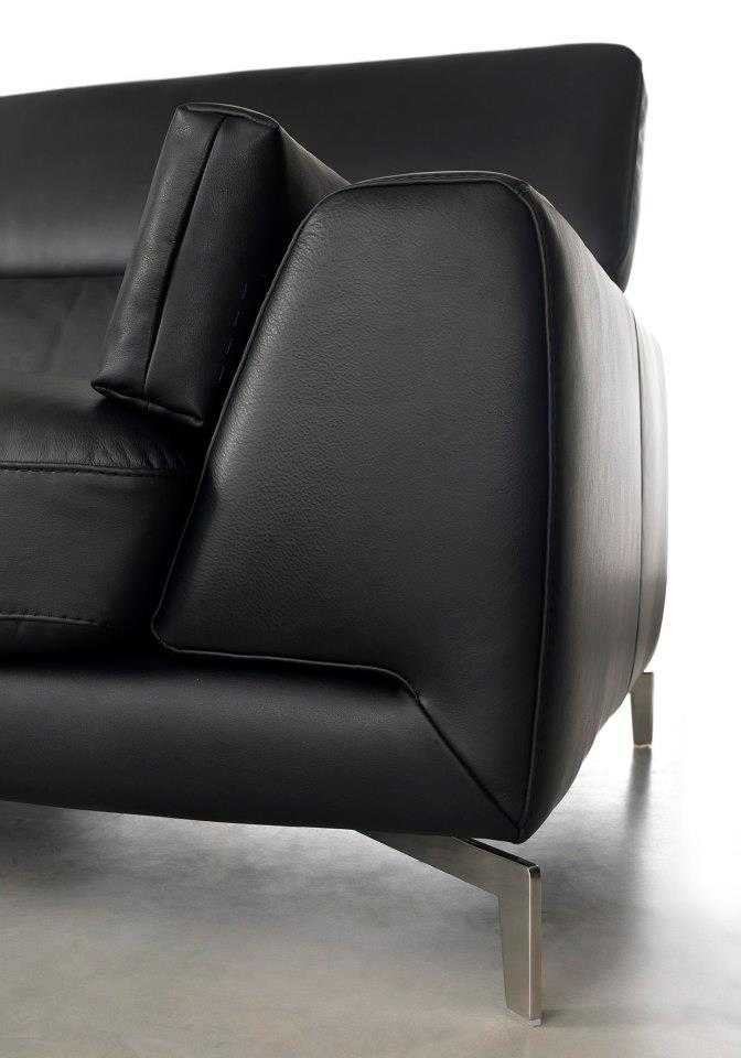 Bộ Sofa da bò nhập khẩu Italia – VENDOME (1 văng – 1 đôn)