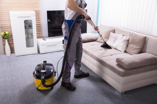 Mua ghế sofa cao cấp phải dùng máy hút bụi loại nào để vệ sinh?