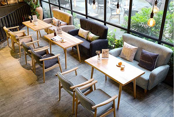 Có 3 loại sofe cafe chủ yếu là: dạng ghế đơn, sofa cafe góc và sofa cafe băng