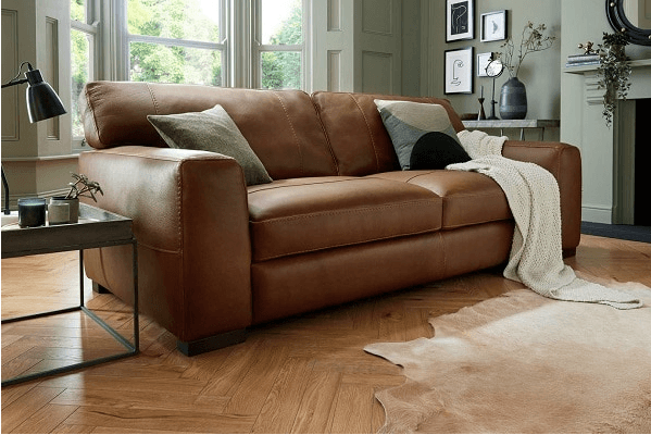 Sofa da nâu dễ dàng làm sạch và bảo quản hơn vì da nâu chống nước và kháng dầu tốt hơn