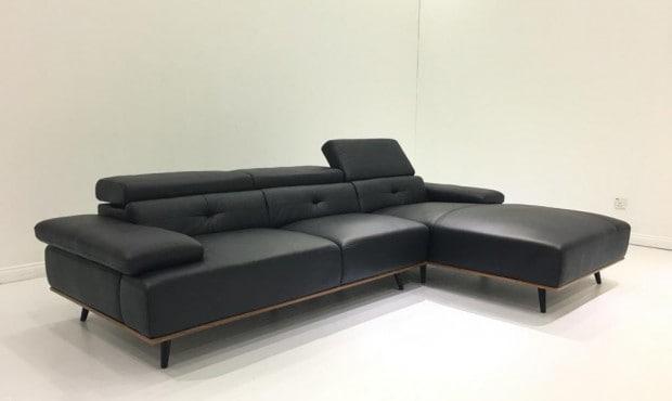 Thiết kế sofa góc da thất với đệm mút bọt biển đầy êm ái và chất liệu da thật