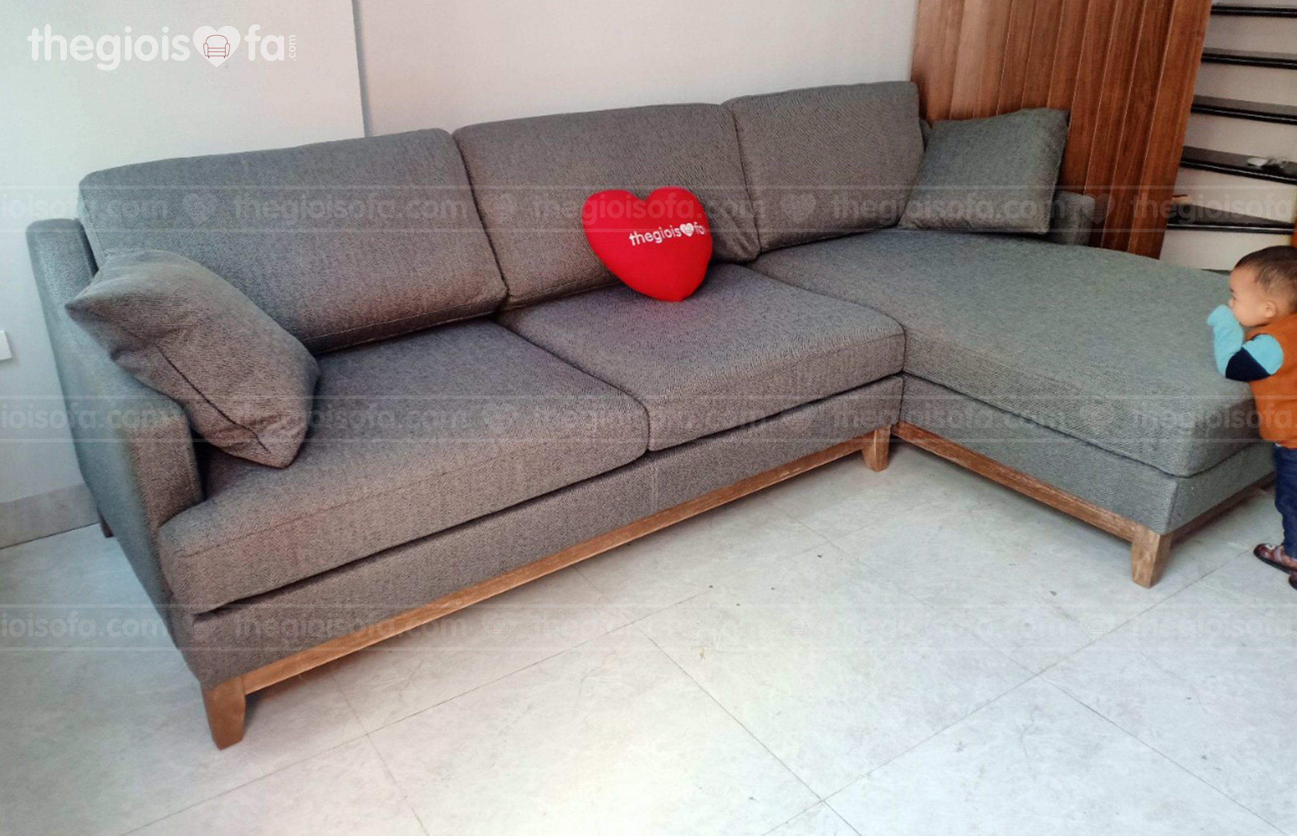 Giao hàng sofa nỉ AT10300 cho anh Sơn ở Phú Thọ