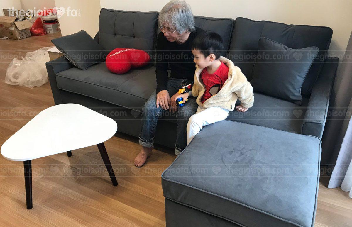 Giao hàng sofa Eden