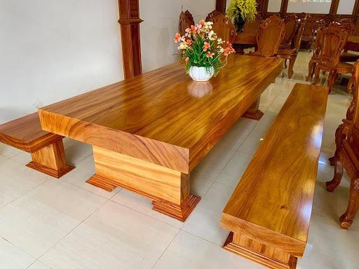 Vì sao Sofa gỗ gõ đỏ thể hiện được đẳng cấp của gia chủ?