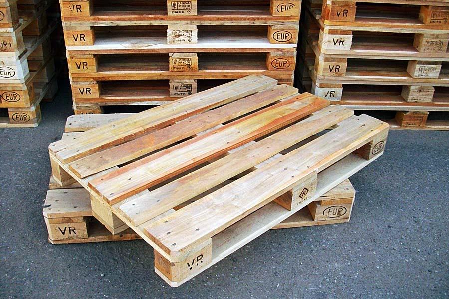 Gỗ pallet là gì? Có nên mua ghế làm từ gỗ pallet không?