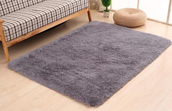 Thảm so với sàn gỗ cứng – So sánh Sự khác biệt về lợi ích