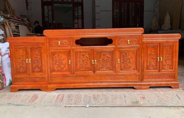 kệ tivi thiết kế tinh xảo