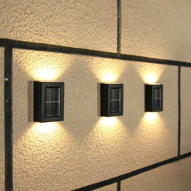 mẫu đèn led chiếu tường sân vườn