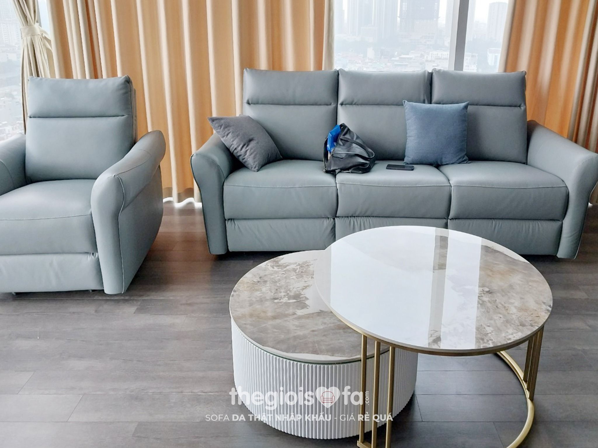 Ghế Sofa văng/băng điện 3 chỗ (điện bên phải) Kuka KG136 Da bò thật tiếp xúc màu xanh nhạt 222x92x98