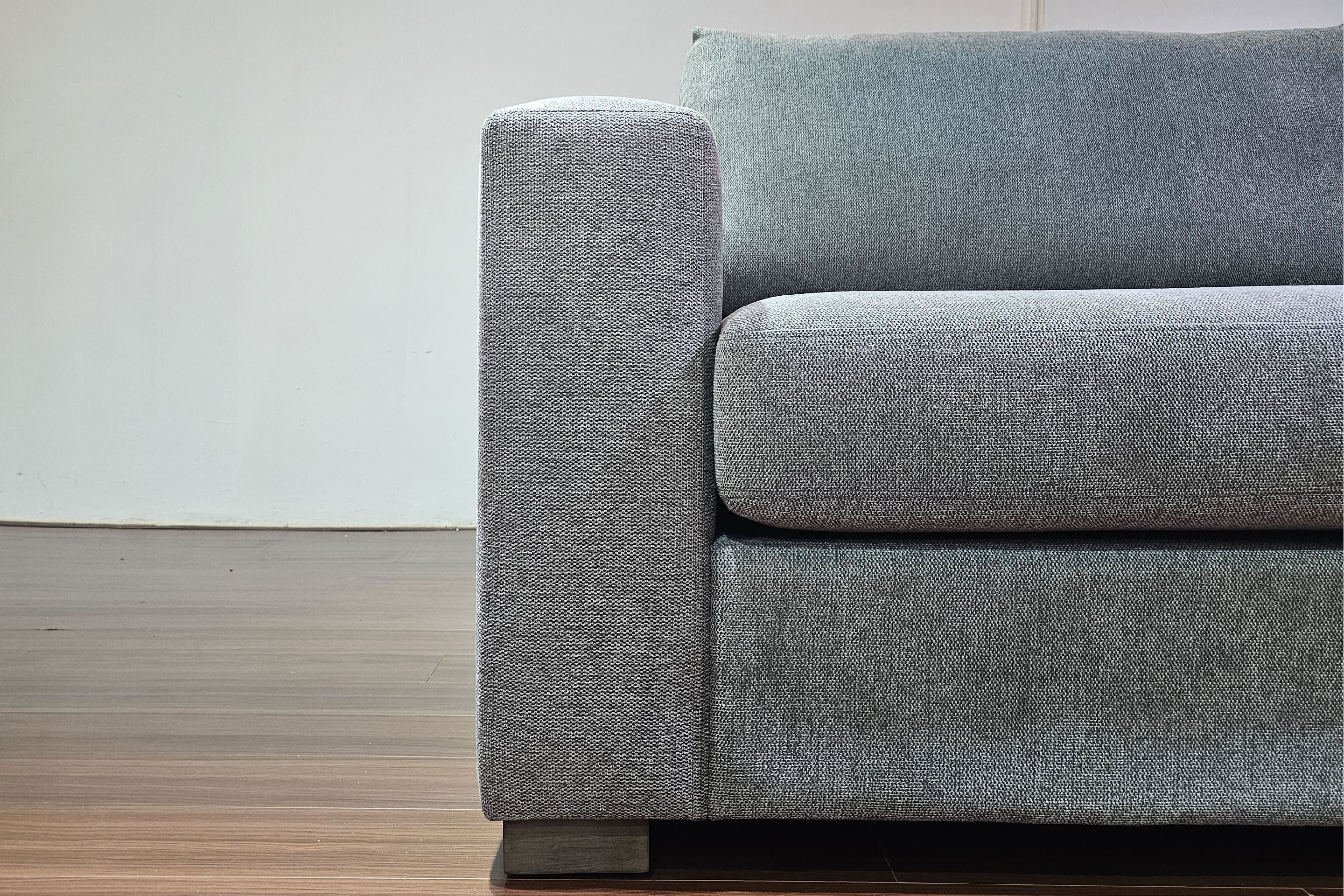 Sofa Văng Sofaland QUINN vải màu ghi nhạt 218x91x81