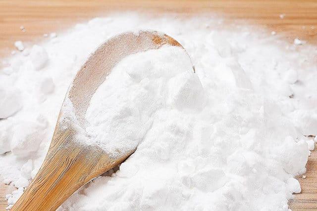 Vệ sinh sofa bằng baking soda tại nhà chỉ với 15 phút mỗi tuần