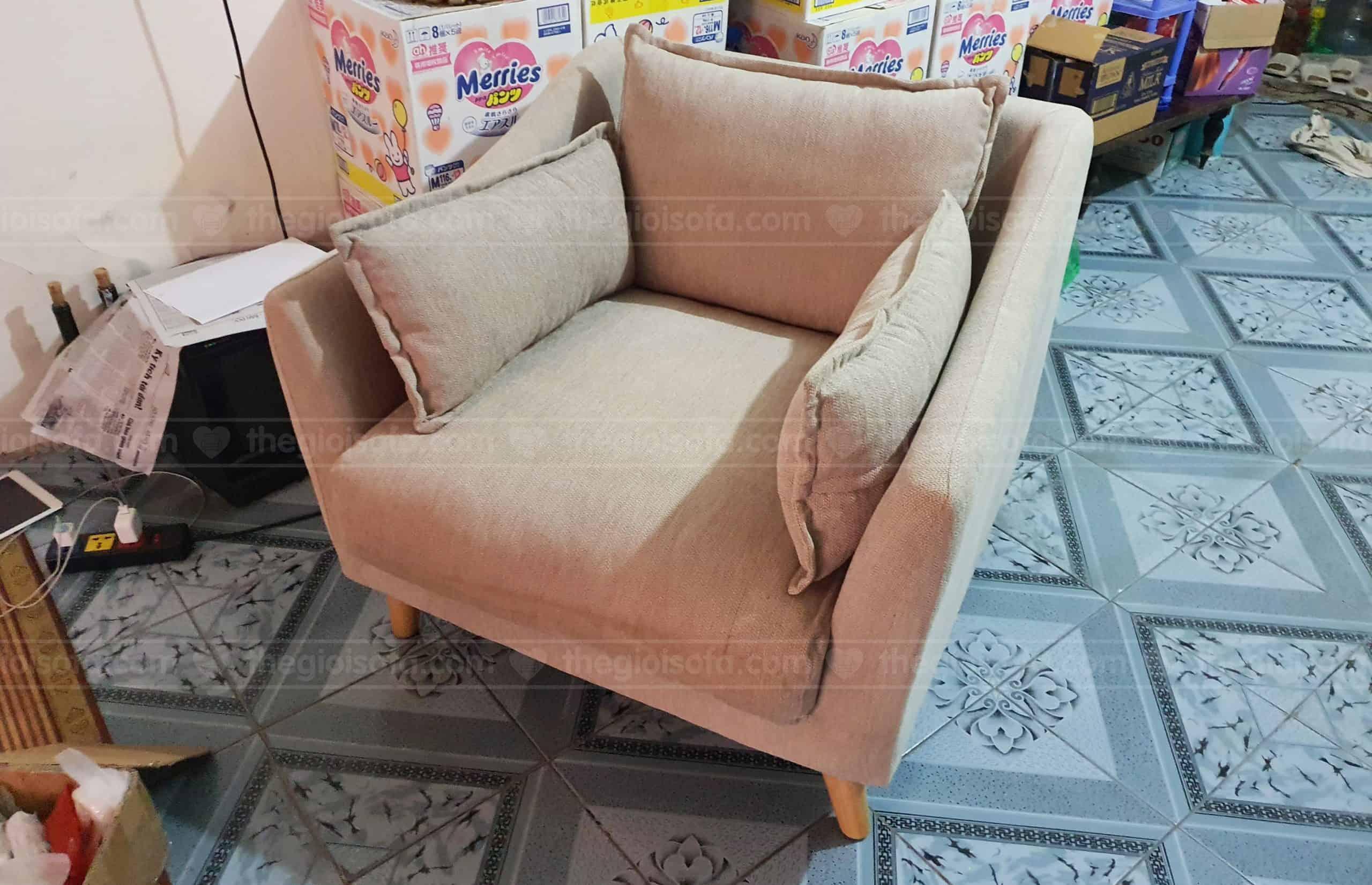 Giao hàng ghế đơn SD27 cho chị Bội ở Lạc Long Quân, Tây Hồ, Hà Nội