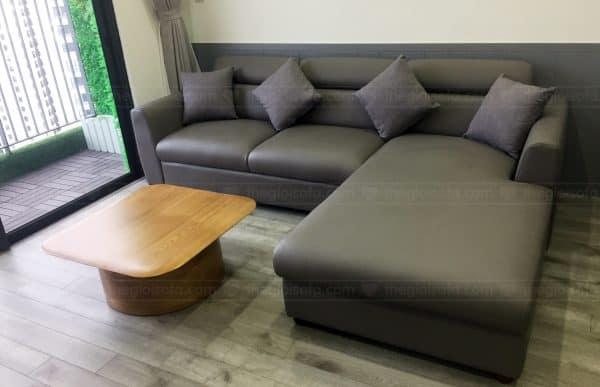 Giao hàng sofa góc da cho anh Đức tại Dcapital Trần Duy Hưng