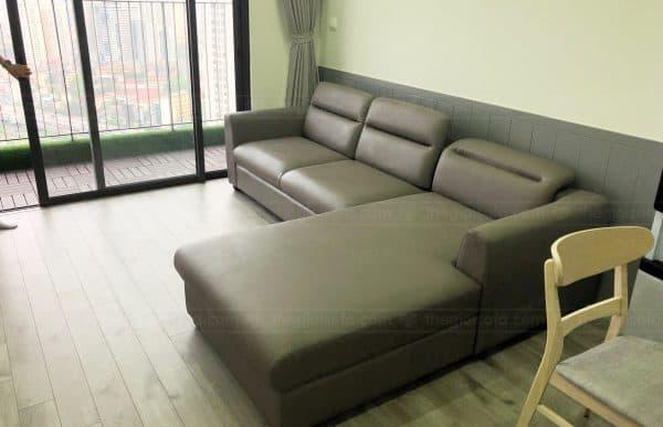 Giao hàng sofa góc da cho anh Đức tại Dcapital Trần Duy Hưng