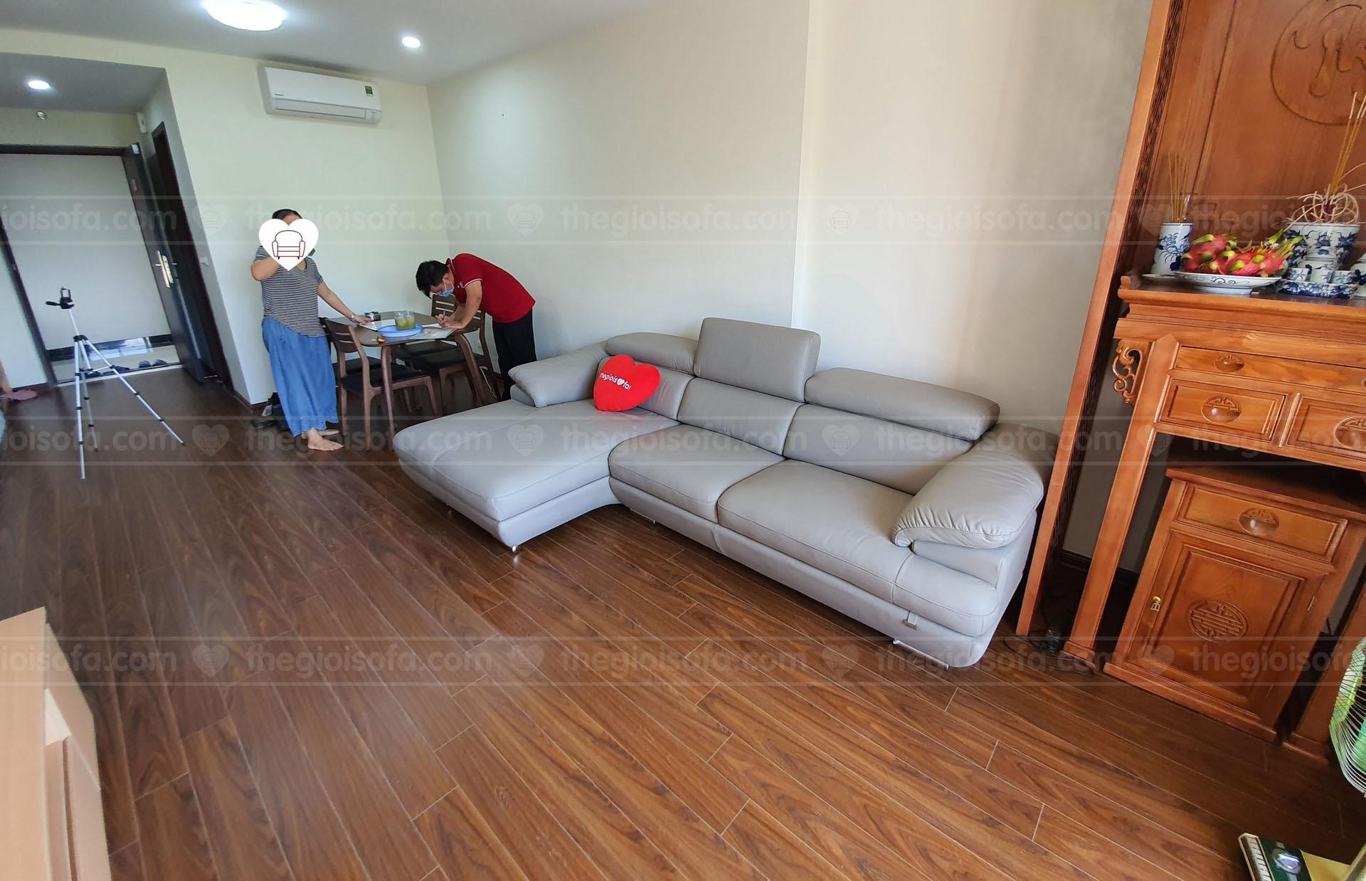 Giao hàng sofa da góc Malaysia ZL2682 cho chị Lan tại Homeland – Quận Long Biên