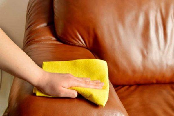 Thay nệm ghế sofa đơn giản, tiện lợi mà không cần tốn kém.