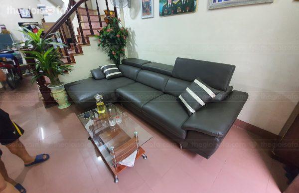 Tường màu trắng chọn sofa màu gì cho phù hợp với không gian?