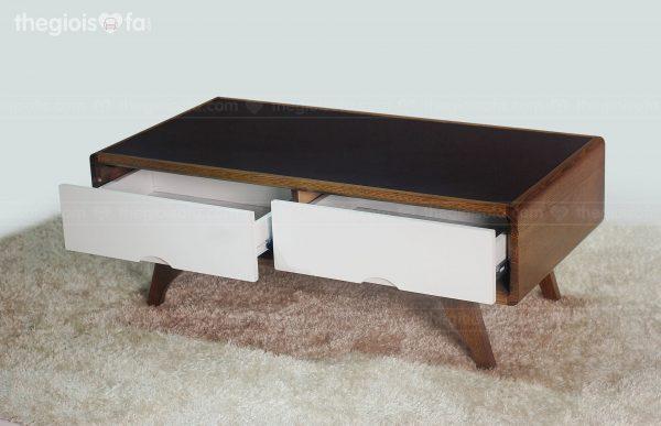 Tránh vật sắc nhọn gât xước