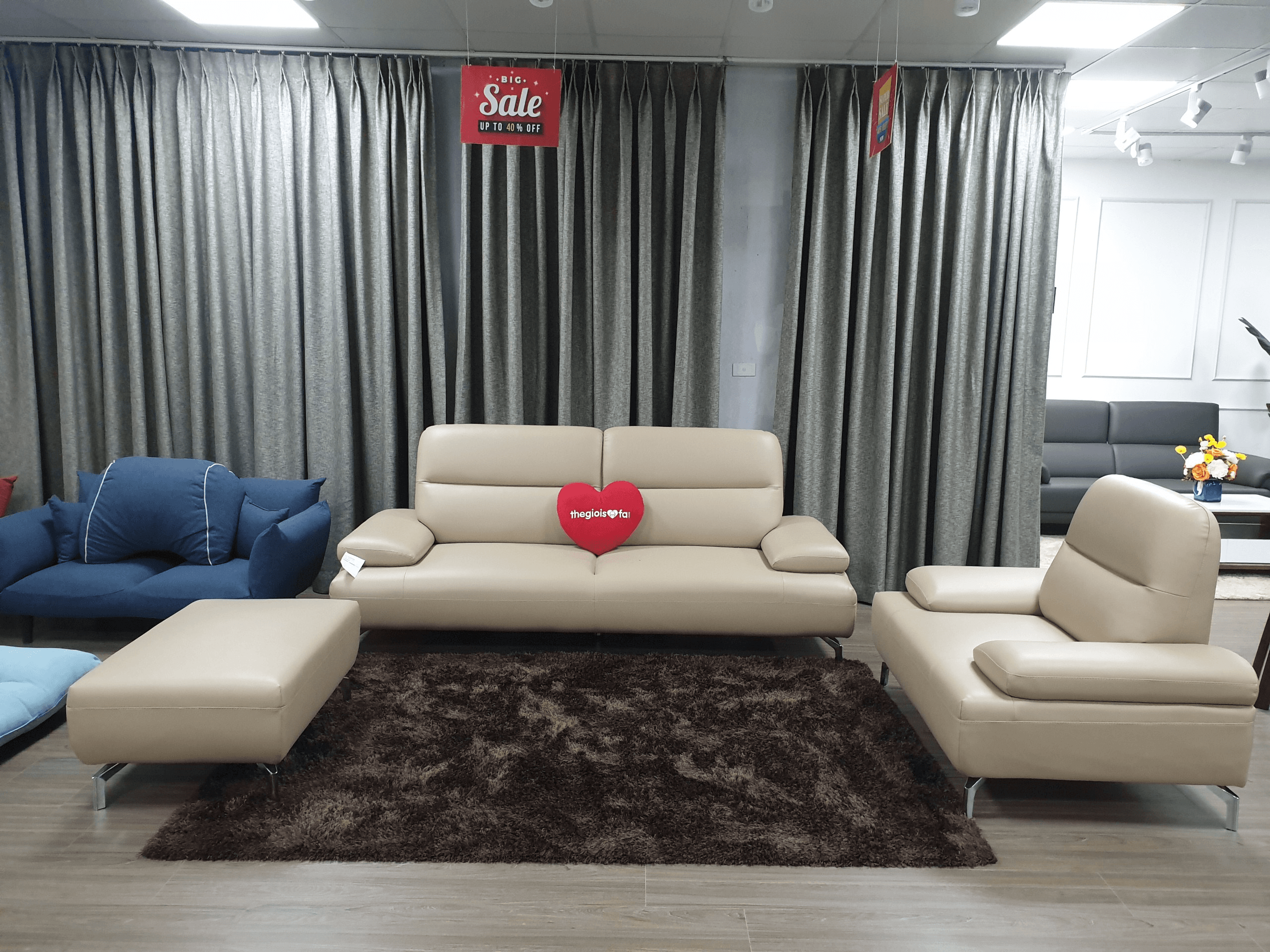 ?Hot Hơn Cả Mùa Hè? Mua Sofa Tặng Sofa – Showroom Thế Giới Sofa