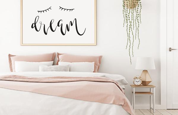 Trang trí phòng ngủ nhỏ bằng màu hồng pastel cho nữ