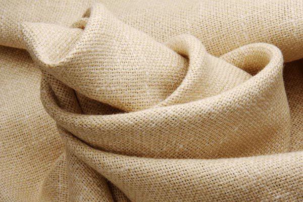 Vải gai dầu đem lại cảm giác ấm áp cho ghế sofa