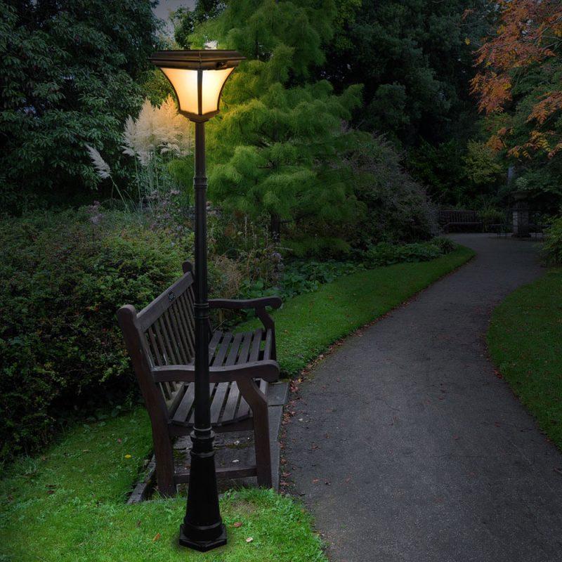 đèn trụ sân vườn