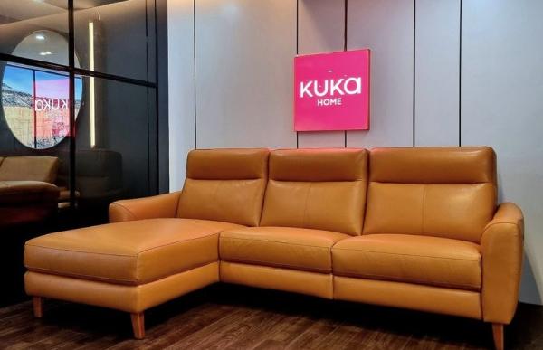 Ghế Sofa góc phải Kuka 5318E sở hữu phong thái đậm dấu ấn của thiết kế sang trọng, cuốn hút, bộ sofa da của Thương hiệu nội thất Thế Giới Sofa đang được rất nhiều quý khách hàng săn đón.