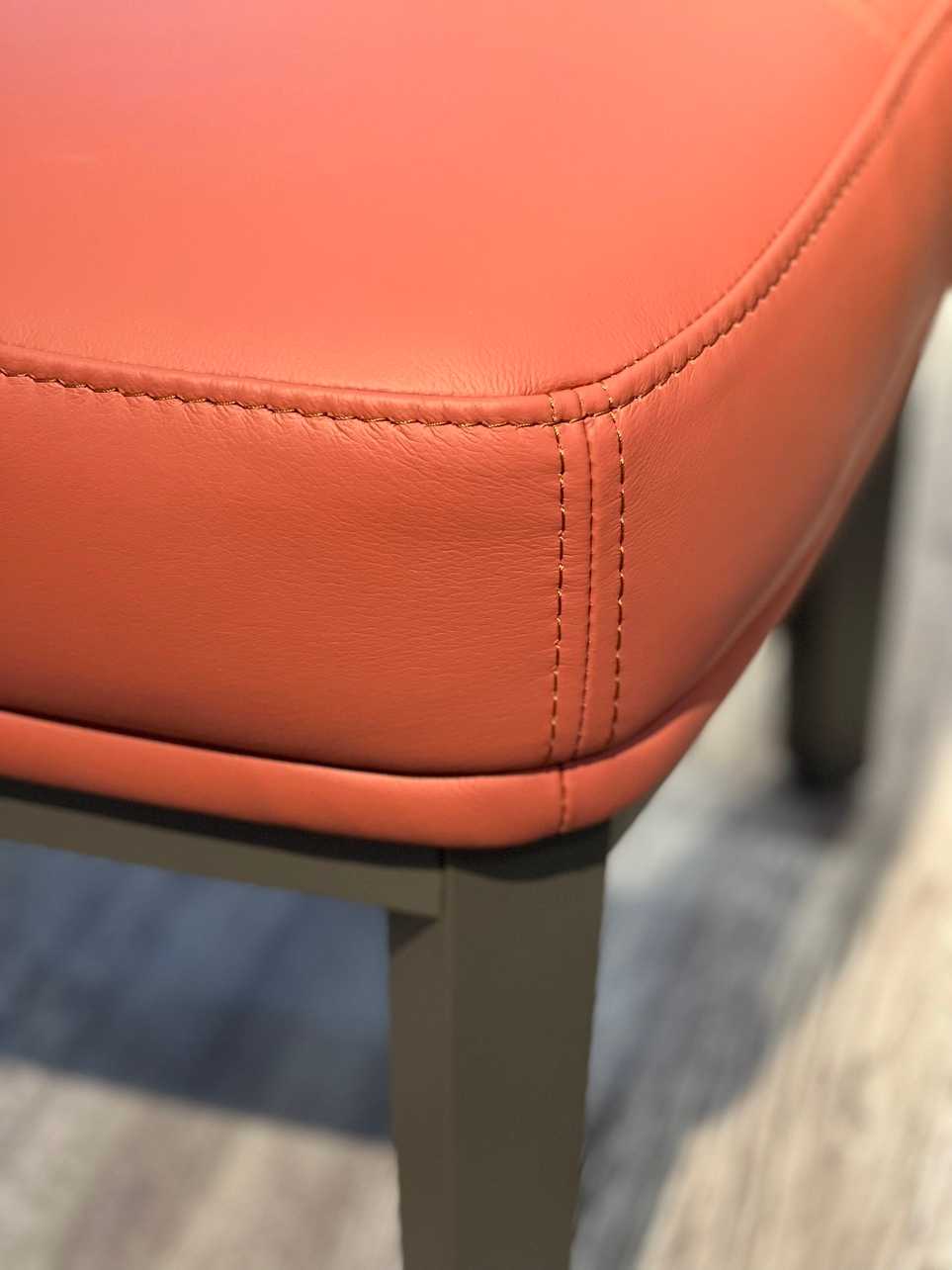 Sofa đôn Kuka D832-B